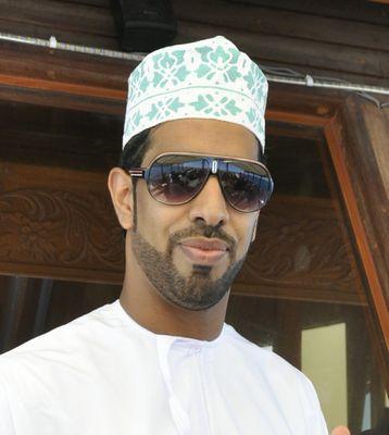 صحفي_ لست مسؤول عن عقلك أين يقع فهذا إصبعي يكتب ما يشاء
