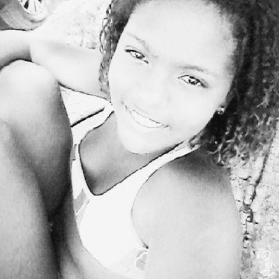 _Tenha fé, porque até no lixão nasce flor.