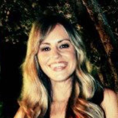 Periodista y viajera. Ambas cosas en @Destino_AND. Sueño con un mundo más justo.