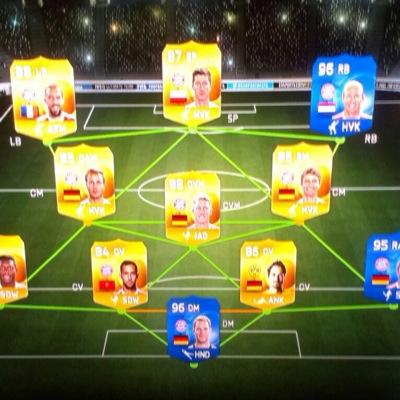 ik geef mijn coins en teams weg voor xbox 360 omdat ik ps4 krijg, dm voor coins en/of spelers!!