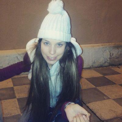 no está disponible en este momento. puede que @so0payasa tenga problemas existenciales o que necesie ajustar la configuración de su vida.