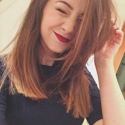 YouTube r, Blogger, Friend & Pizza addicted