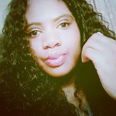 kik kenyadavis45 snapchat kenyadavis2012
