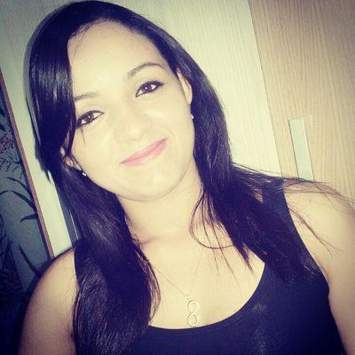 Ui Felicidades Sempre..Obrigada Meu deus...Qm ñ preserva Os Amigos Acabam Sem Eles..Por Isso ñ Vivo Sem Os Meus..bjos!