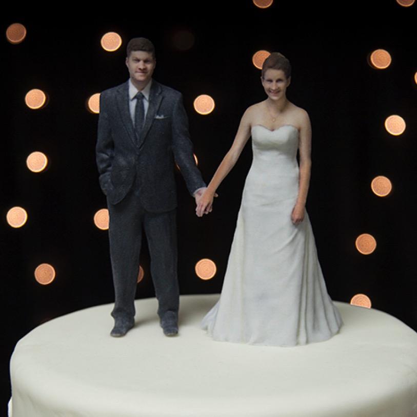 Easily order your life like wedding cake topper created from your photos in just a few seconds! The icing on your perfect wedding cake!