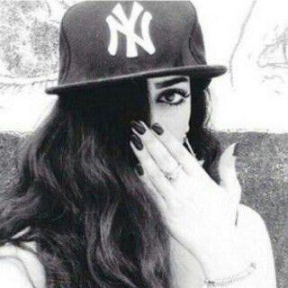 ‏‏‏‏‏lnstgram ASHJANABDALH   اختلف عن باقي اناث الكون في طهري ونقائي فاانا انثى تهوى التميز