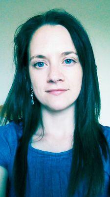 DrHannahTay's profile picture. 