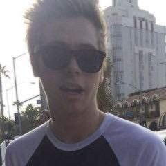 free follow from @tbhurnotluke follow back if you want