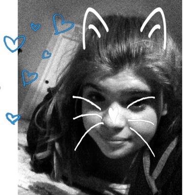Im cool i love sports and im 12 years all i love is to have fun dont want summer to end i injoy the beach abd the pool and last you got a bae or naw