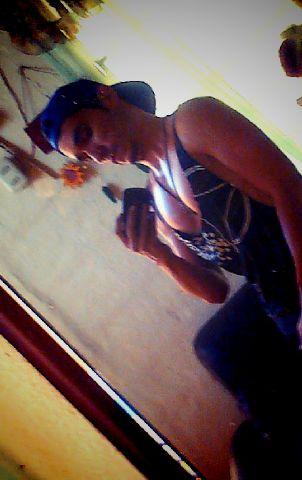 •El ERROR de muchos es creer que vamos a estar para cuando ellos QUIERAN ✗ // •Últimamente TODOS tienen pareja, y uno, bueno uno tiene el amor de los papás♥