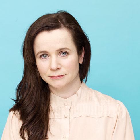 Welcome to the Fan Page for the amazing actress Emily Watson! FOLLOW US! Twitter para la gran actriz Emily Watson!