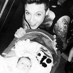 the sooner you realise people cant hurt you, you're better off. |Ashton Lane Biersack 11/11/14