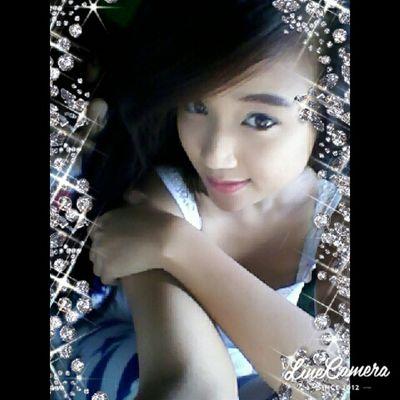my life ...simple...
and always belive..
if Allah always listening and understanding what im fell.. :*