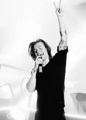 Louis is the best person of the world..//LyH//