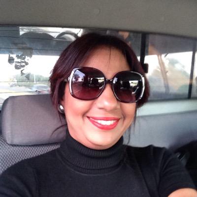 Asesora impositiva, CPA, madre, esposa, hermana e hija