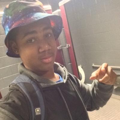757 want a job so i can be a sneaker head follow i need followers bad