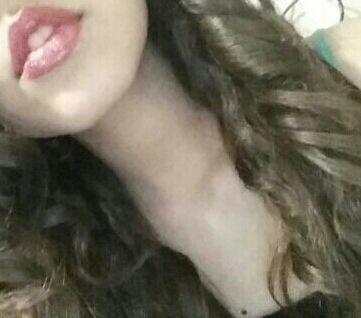 Just a socially awkward girl that loves Bands