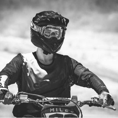 YOURfavMAXHOLE's profile picture. we are a nonprofit devoted to helping athletes get back on their feet & do what they love. from being paralyzed in a crash i never want people to feel that way.