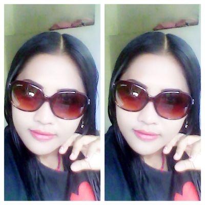 iisdwiwijayanti's profile picture. 