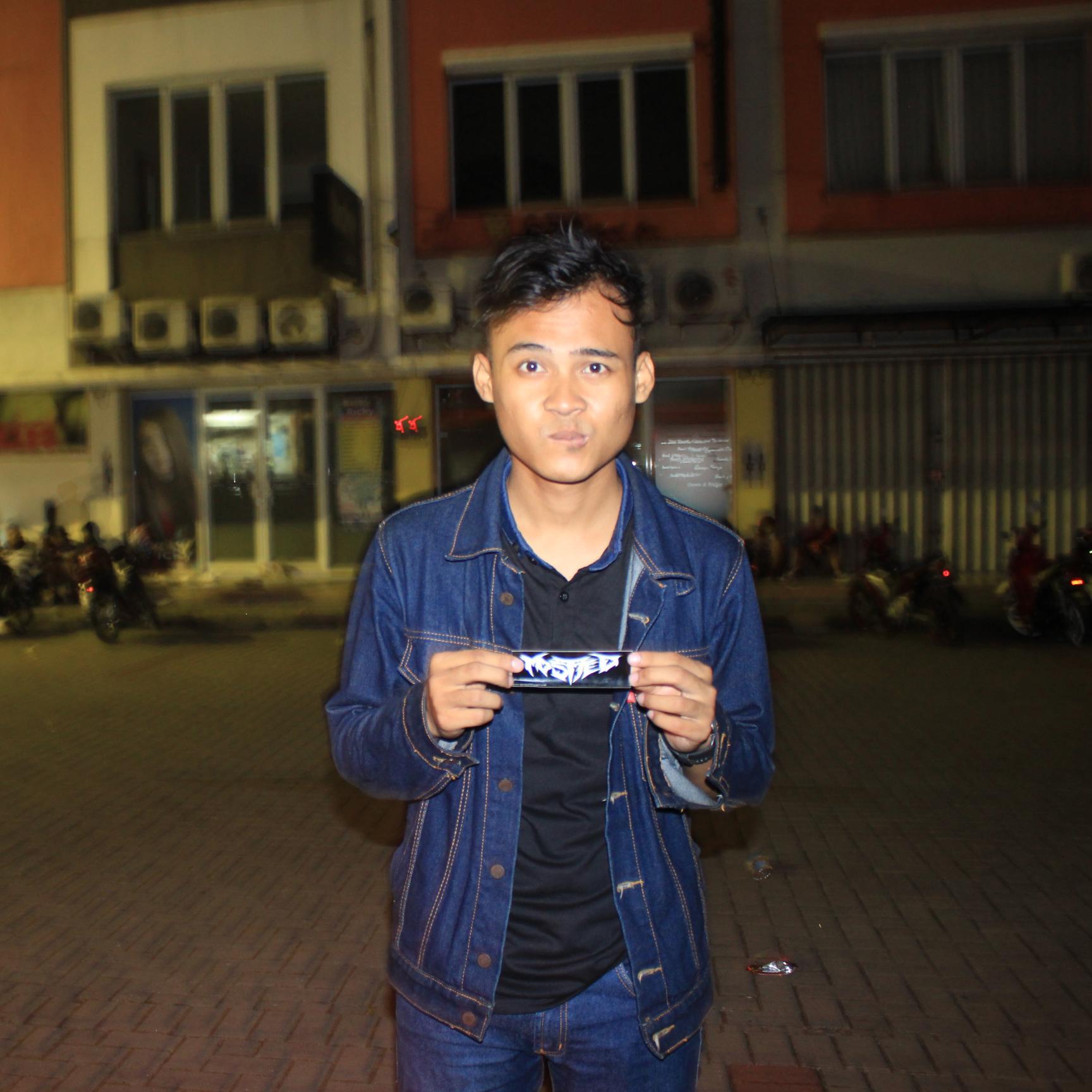 ♥ 20 | Libra | influence : @CAUSEofficial @payungteduh @sarasvatimusic @ten2fiveband | AC Milan Club | All Genre | Damn I ♥ Indonesia