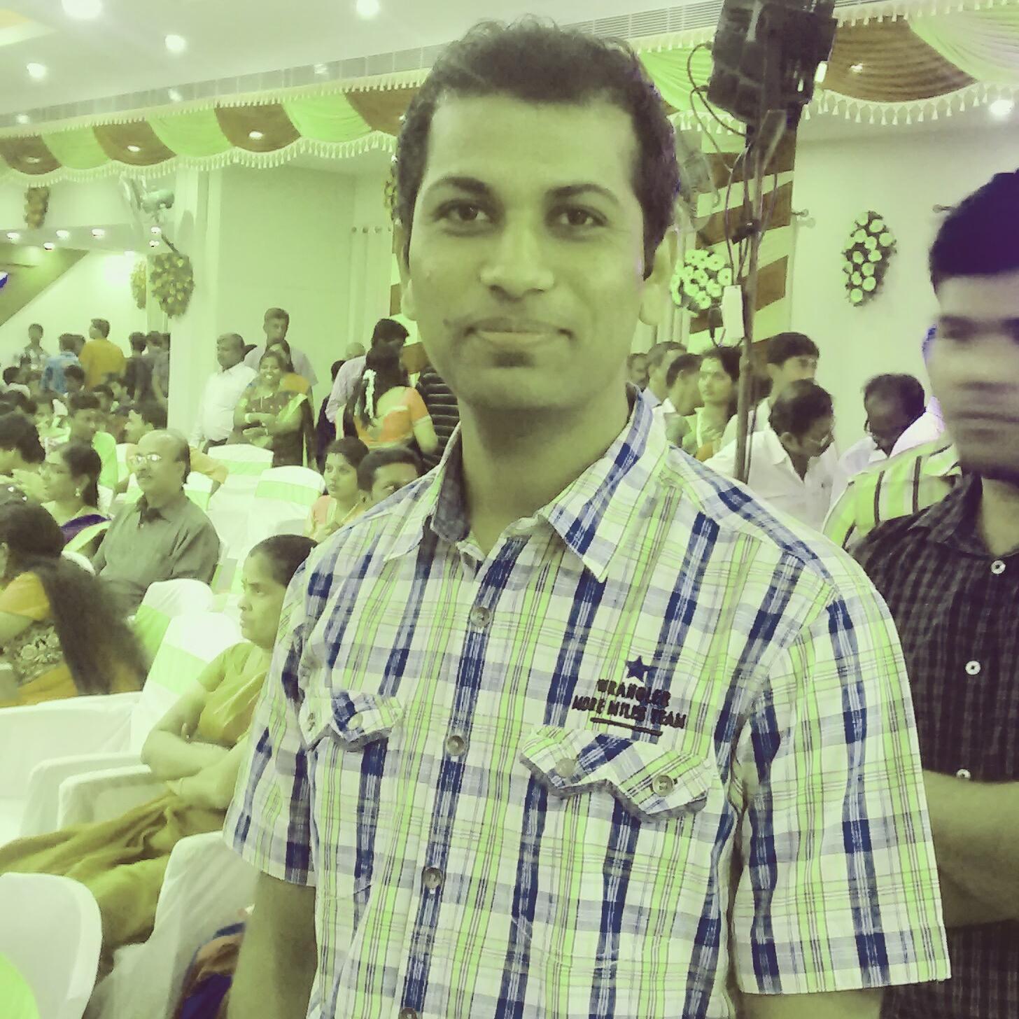 Mechanical Engineer, Introvert, Cricket Freak, Die Hard MS Fan, Long Distance Runner