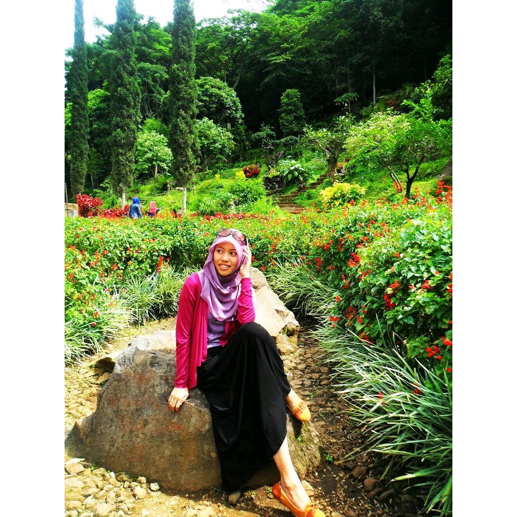 sarah_tsamarah's profile picture. kebebasan itu butuh, perlindungan itu perlu