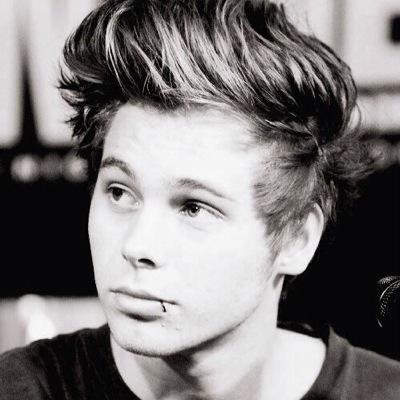 Follow @NiallsMyMofo93 for giving you this free follow
