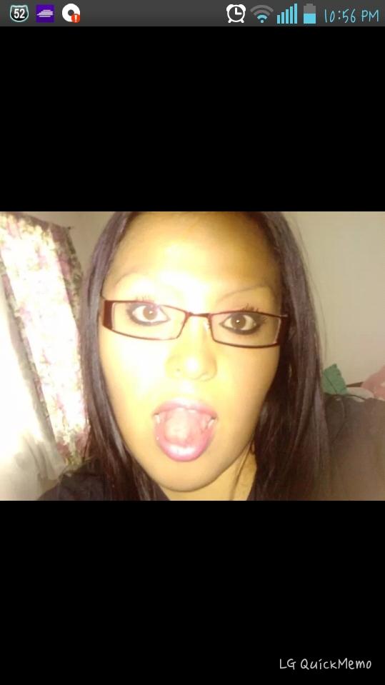 ayvael85's profile picture. 