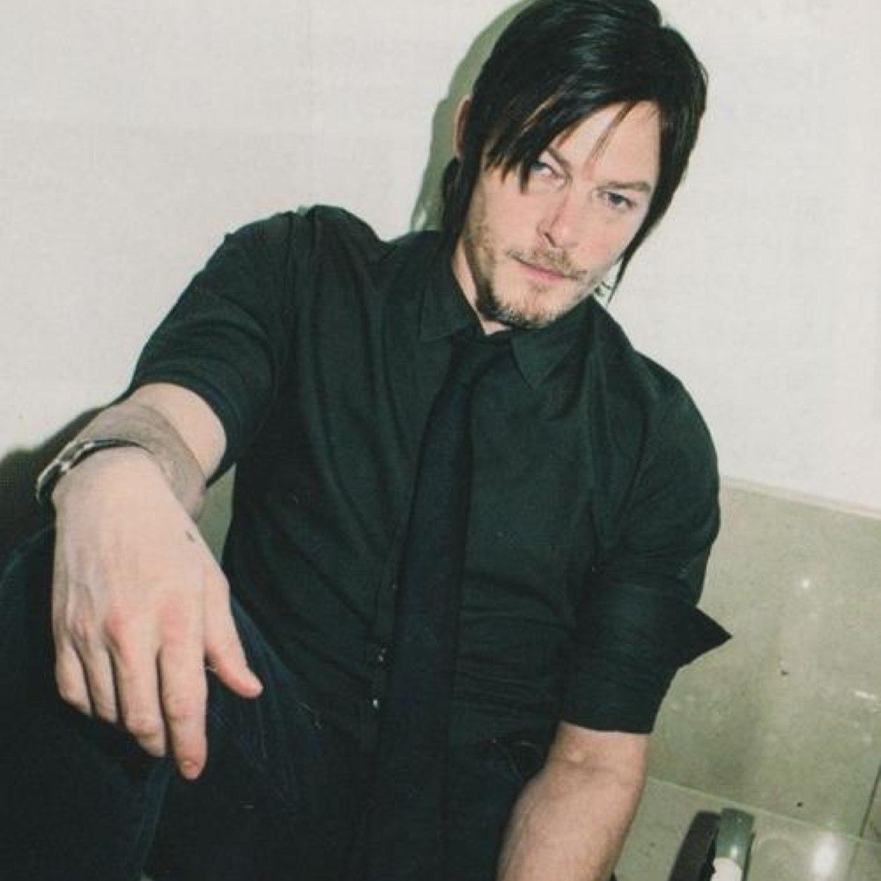 I carry around a crossbow, Chicks dig the crossbow. Right? [NOT Norman | 21+ | MC]