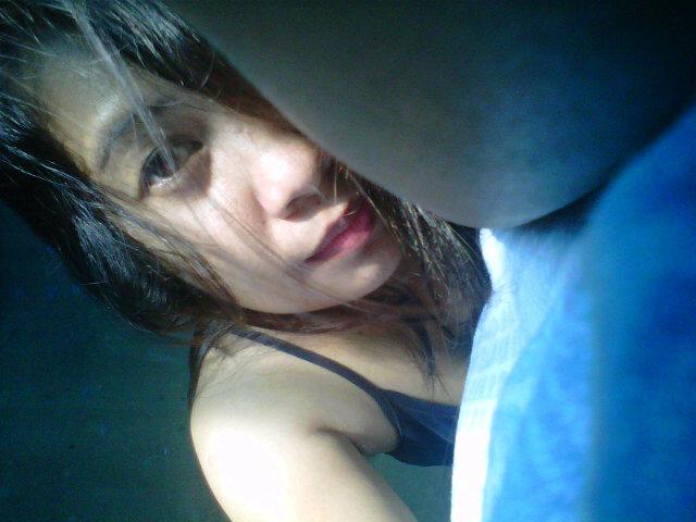 they say that i'm a kind of PLAYGIRL.. 
 maybe yes!! but not the kind of girl who fools around with everyone..hehehe ♥♥♥