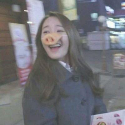정(krystal) verified by キュート(B A R B X ㅡ Δ N U F A M S)