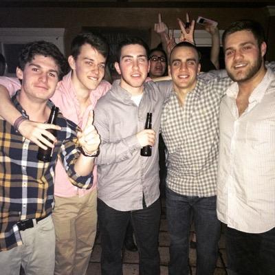 AlexGuglielmi_'s profile picture. 