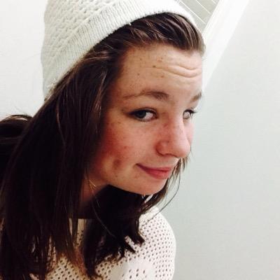 EmmaJdrewbieber's profile picture. i dont give a f*** anymore