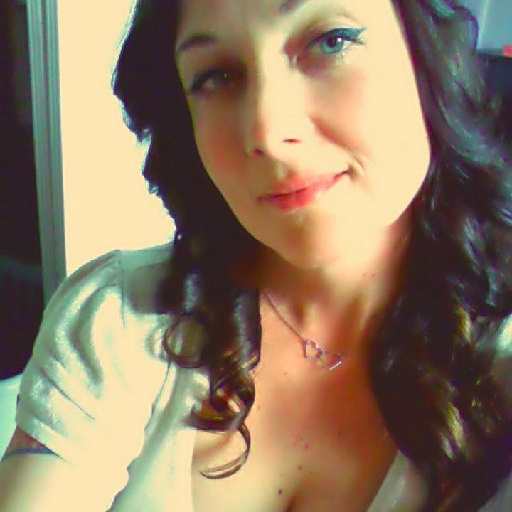 sleek chic geek  #geekgirls #science #medicine #acupuncture #womenmanagers #womenbusiness #writer #editor #nerd #smartsexy
