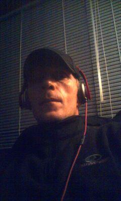 just a normal everyday person looking to meet new people I really love music and fast cars