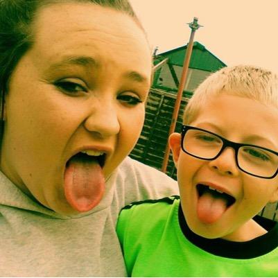 Hannah buckle
14 years old 
snapchat: buckle99 
Hartlepool