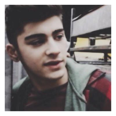 hellllooooo :) please follow @1994ftlou