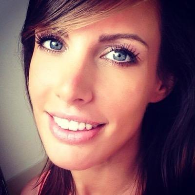 Director of AE Recruitment operating in the Middle East. Love skiing, horse riding, cycling, gym, good food and maybe an odd drink or two...or three.. :-)