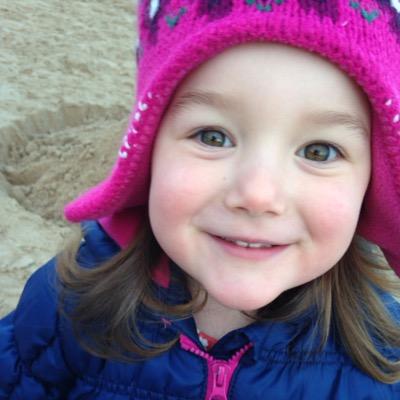 I'm a big sister who loves playing, drawing, reading books & watching Disney films.