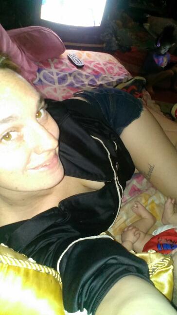 Got two beautiful kids yu want to knew anythin eels just ask