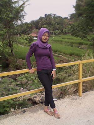 tita_anti11's profile picture. 