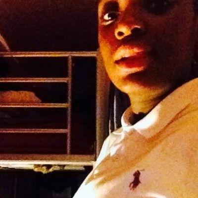 Incline Toi Pétasse Je Passe 
Kinshasa La Base ❤
❤