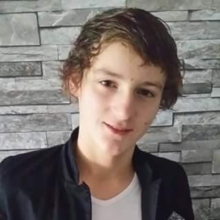 17 ans , profiter de la vie tant qu'il en ai encore temps