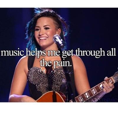 Hey am a mixer,lovatic,and arianator