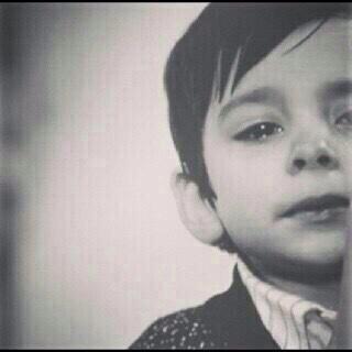 aee010's profile picture. هناك أمور صغيرة جداً تُفسِد أشياء عظيمة وعميقة جداً دون أن نشعر !w