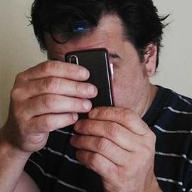Me seguís te sigo, no pierdas tu tiempo conmigo si apoyas a Korruptos, o si te falta el sentido del humor. Despierto con la idea de que hoy sea mejor que ayer.