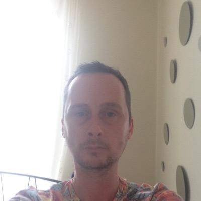 rossdt76's profile picture. 