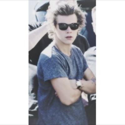 Just a little bit of his heart is all I'm asking for ♡ Cause nobody saves me baby the way you do H.xx ♡