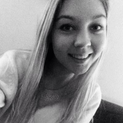 amandaxeliassen's profile picture. happy