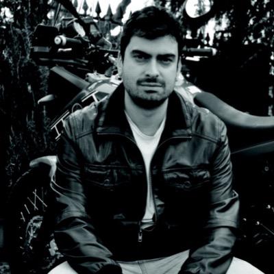 Promocionando mi primera novela: Amanece sobre Londres. Una historia en El Bierzo donde la fantasía y el misterio se aúnan en un viaje a través de los siglos.